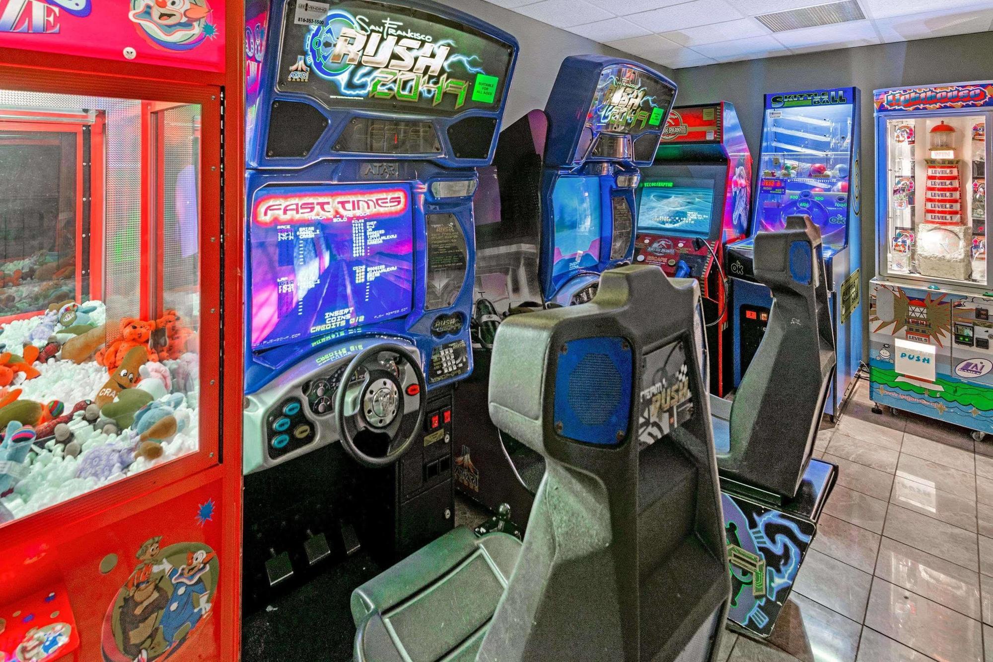 Ramada Overland Park Mission Dış mekan fotoğraf